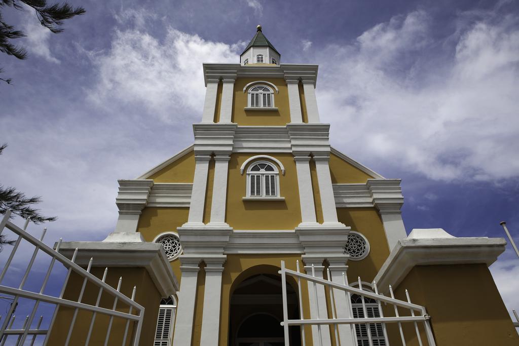 Boutique Hotel 'T Klooster Willemstad Exterior photo